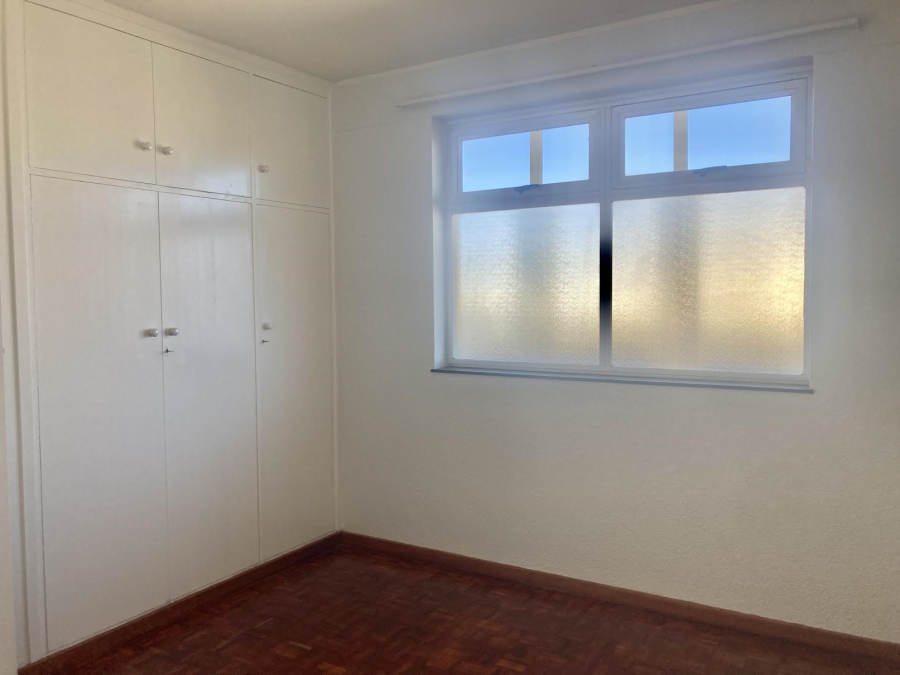 2 Bedroom Property for Sale in Wynberg Upper Western Cape
